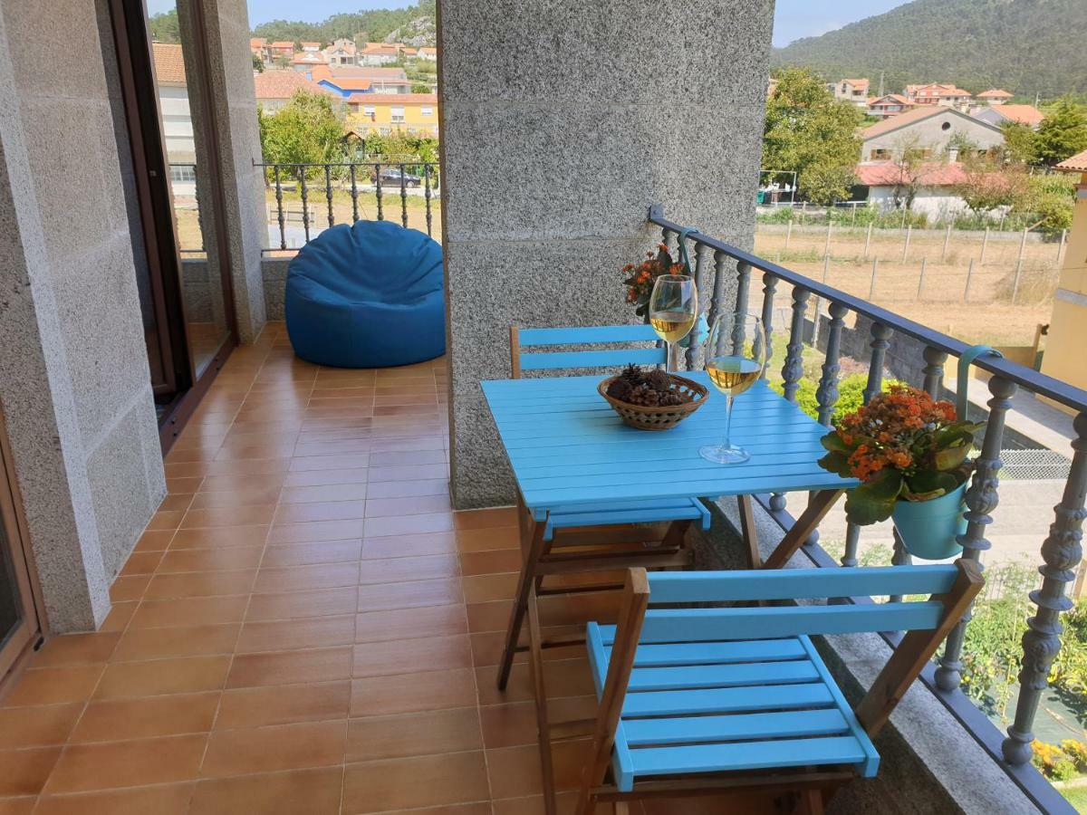 Apartamentos Ria De Aldán מראה חיצוני תמונה